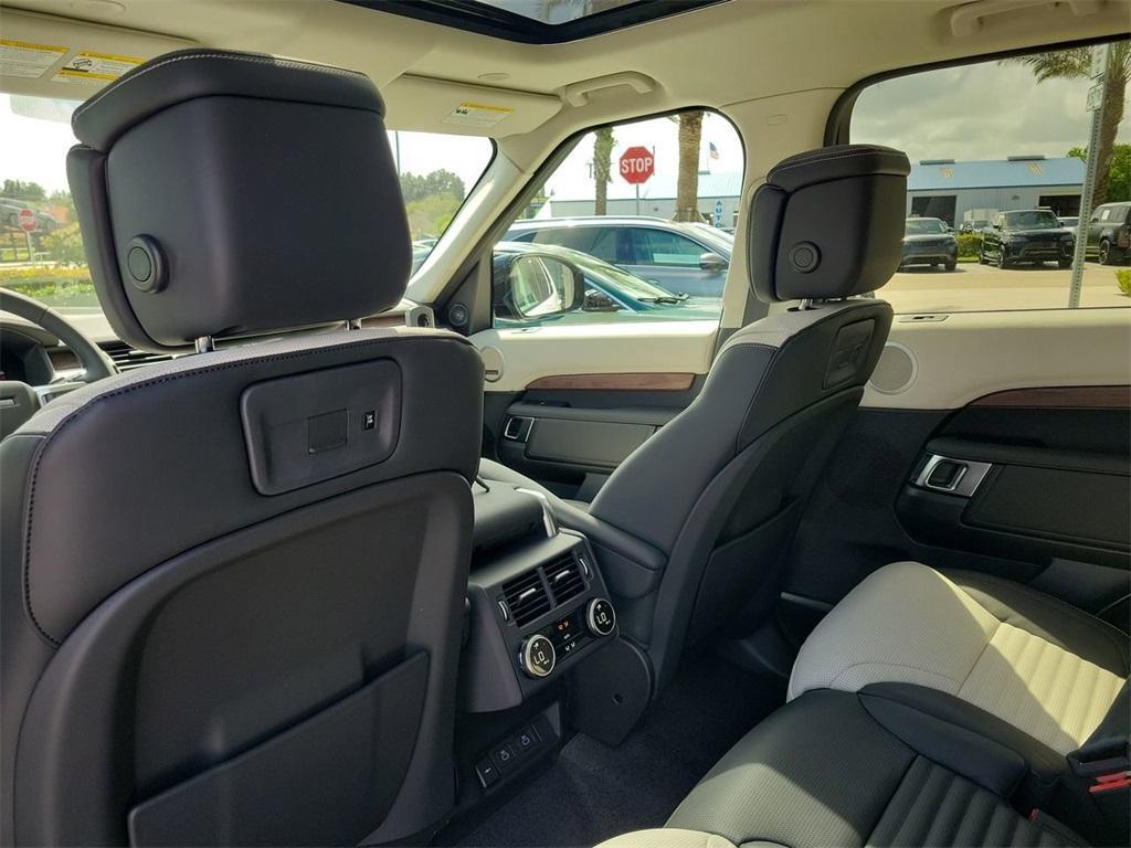 new 2026 Land Rover Discovery car