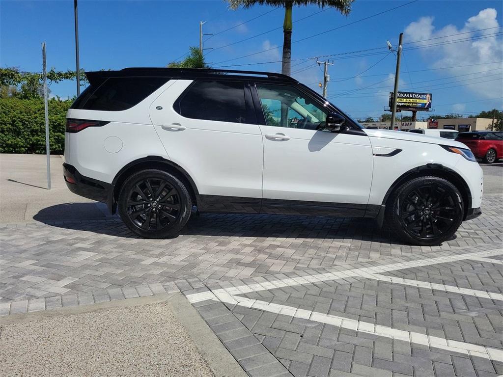 new 2026 Land Rover Discovery car