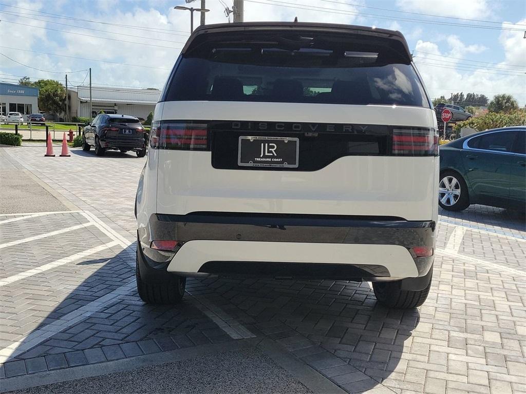 new 2026 Land Rover Discovery car
