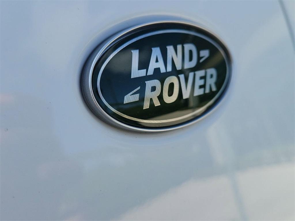 new 2026 Land Rover Discovery car