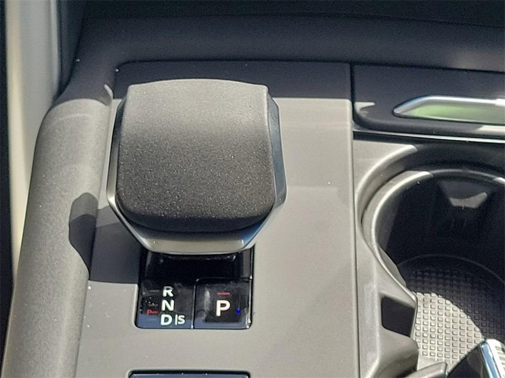new 2026 Land Rover Discovery car