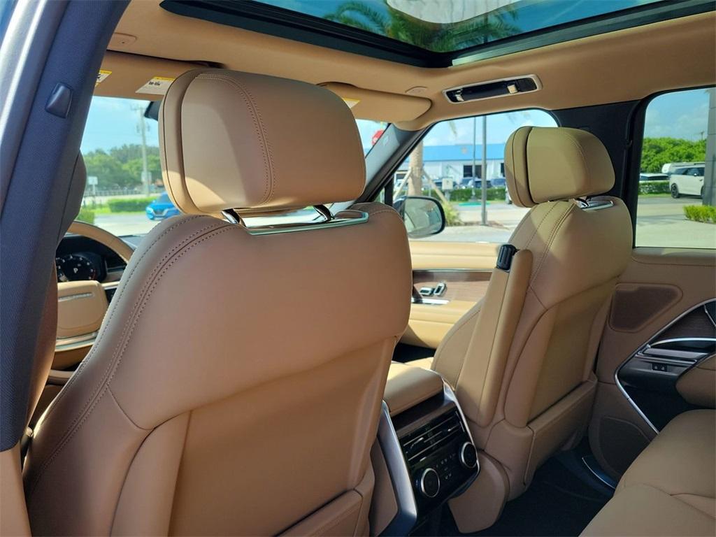 new 2025 Land Rover Range Rover car, priced at $152,560