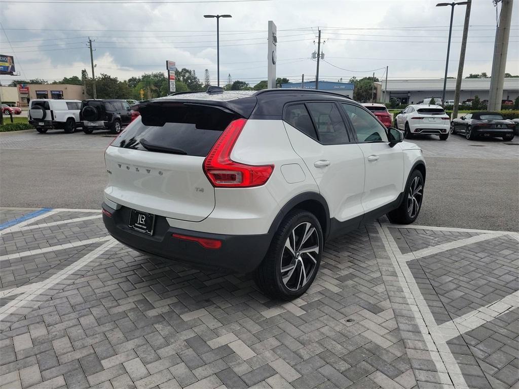 used 2021 Volvo XC40 car, priced at $24,997