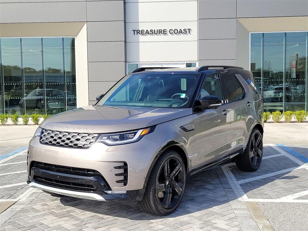 new 2025 Land Rover Discovery car, priced at $86,528