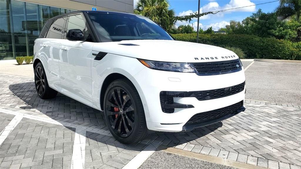 new 2025 Land Rover Range Rover Sport car, priced at $124,550