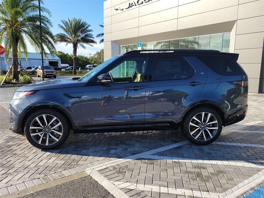 new 2025 Land Rover Discovery car, priced at $75,778