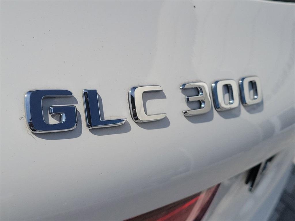 used 2022 Mercedes-Benz GLC 300 car, priced at $28,997