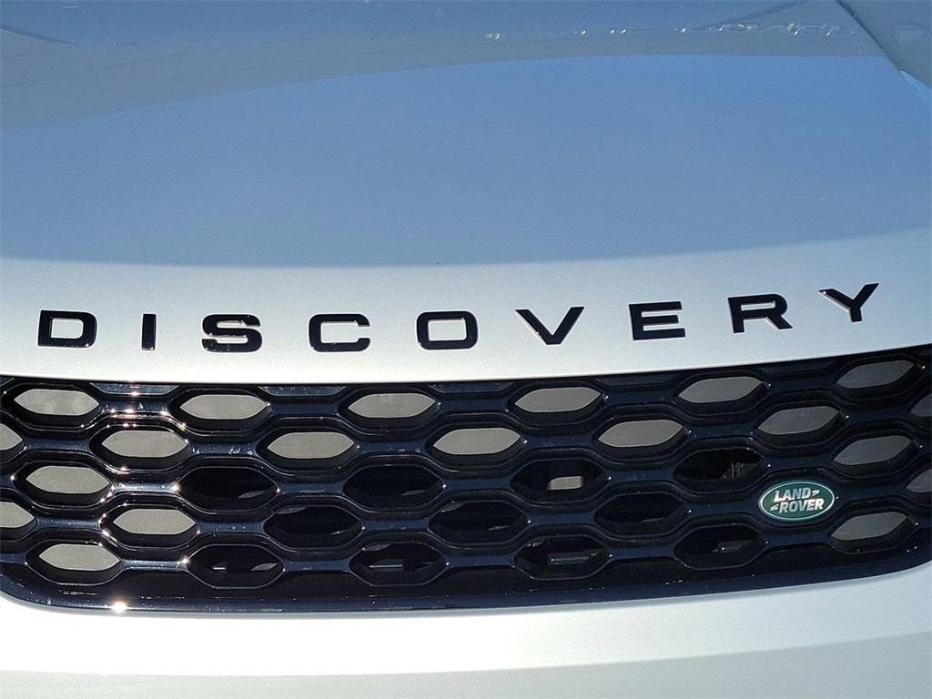 used 2024 Land Rover Discovery car, priced at $55,997