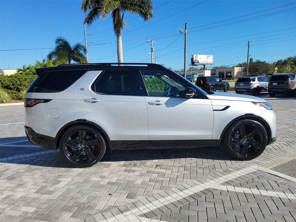 used 2024 Land Rover Discovery car, priced at $55,997