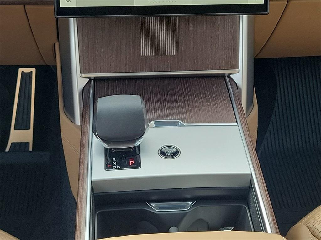new 2025 Land Rover Range Rover car