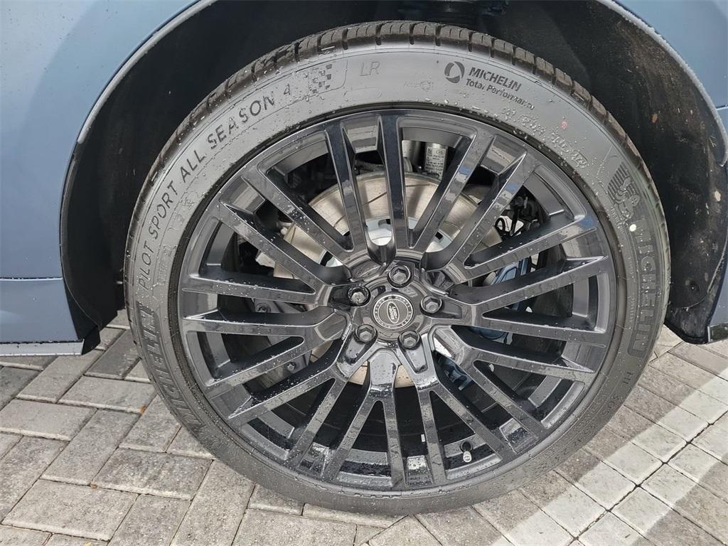 new 2025 Land Rover Range Rover Sport car, priced at $192,530