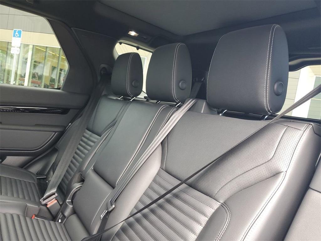 new 2025 Land Rover Discovery car, priced at $68,003