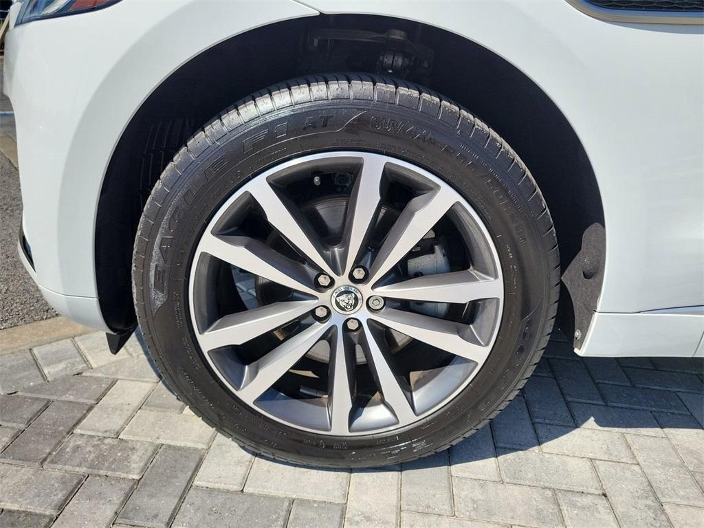 used 2025 Jaguar F-PACE car, priced at $48,597