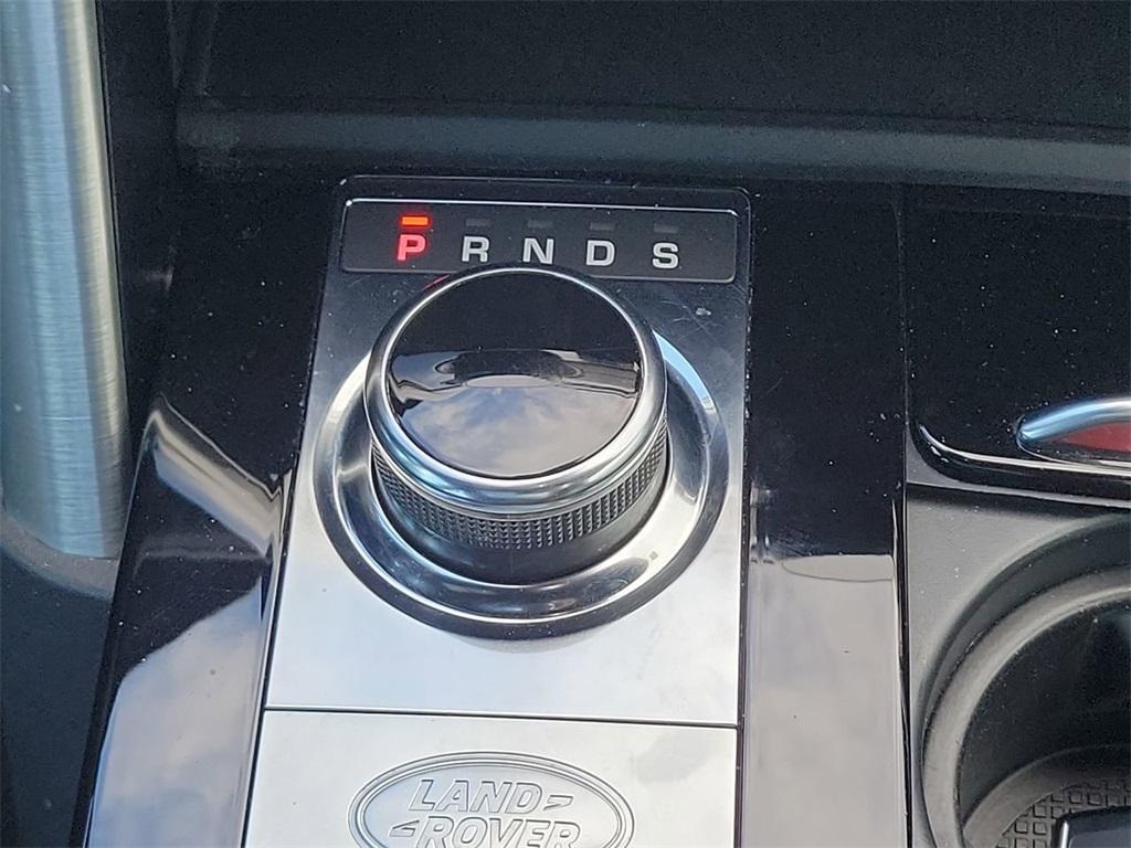 used 2019 Land Rover Discovery car, priced at $22,997