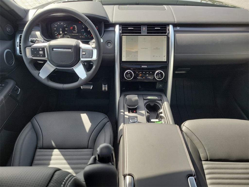 new 2025 Land Rover Discovery car, priced at $87,368