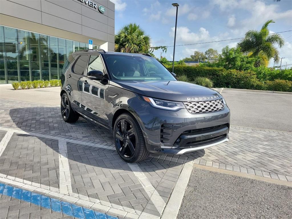 new 2025 Land Rover Discovery car, priced at $87,368