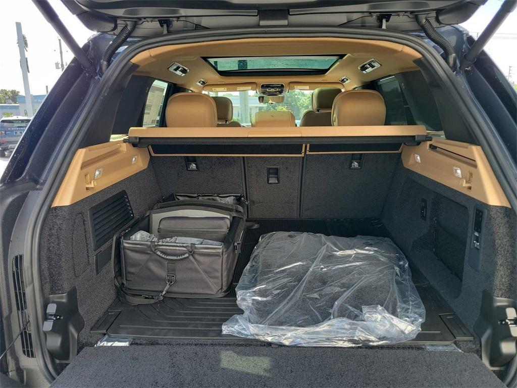 new 2025 Land Rover Range Rover car, priced at $127,450