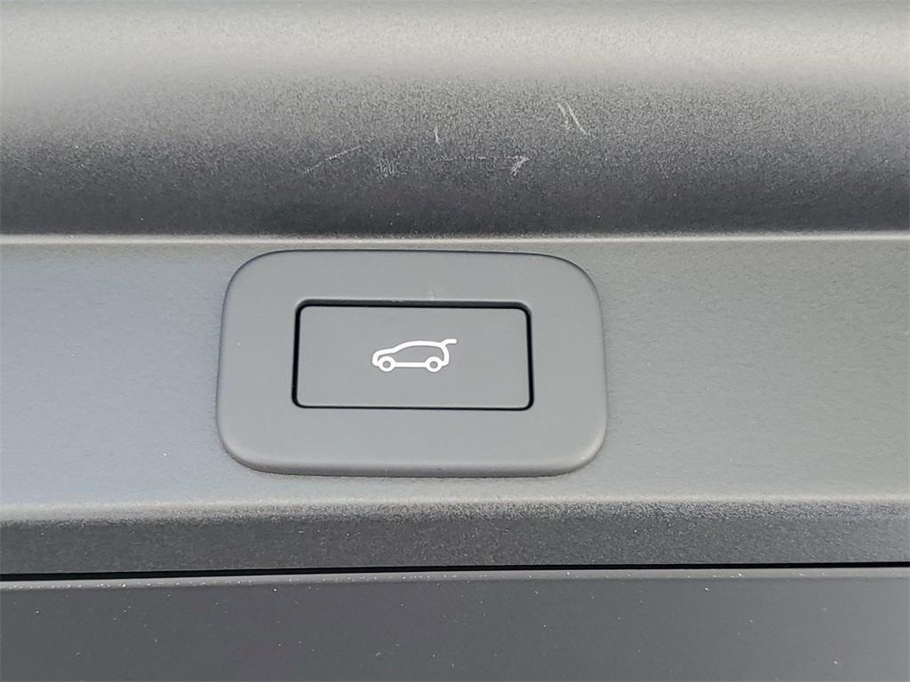 new 2025 Land Rover Range Rover car, priced at $144,175