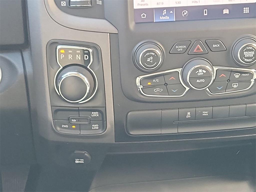 used 2022 Ram 1500 Classic car, priced at $27,997