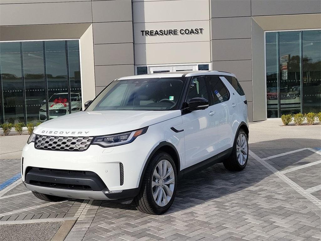 new 2025 Land Rover Discovery car, priced at $63,613