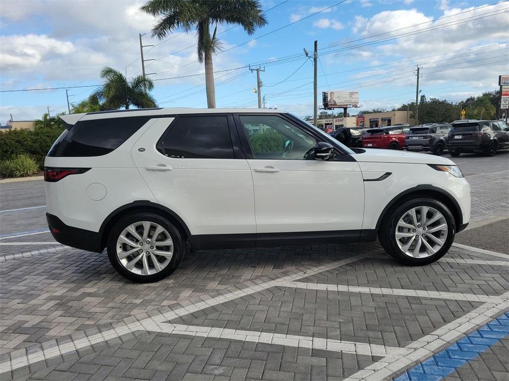 new 2025 Land Rover Discovery car, priced at $63,613