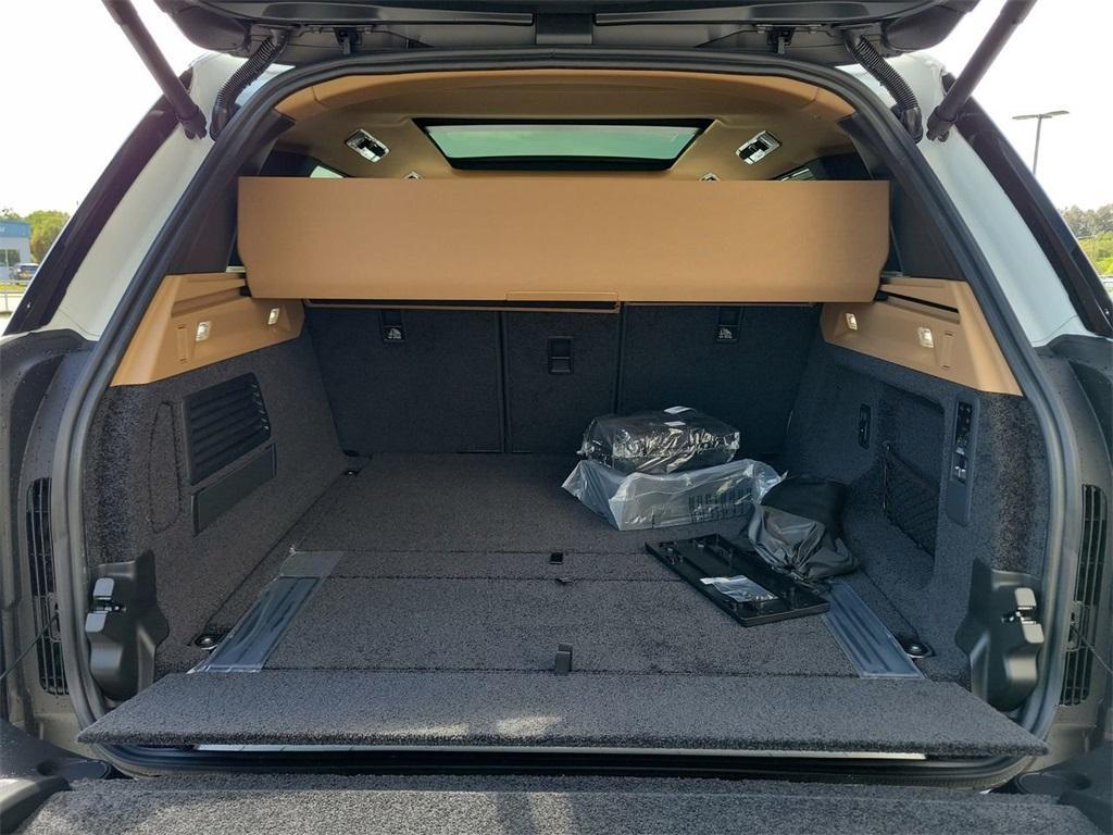 new 2025 Land Rover Range Rover car, priced at $143,280