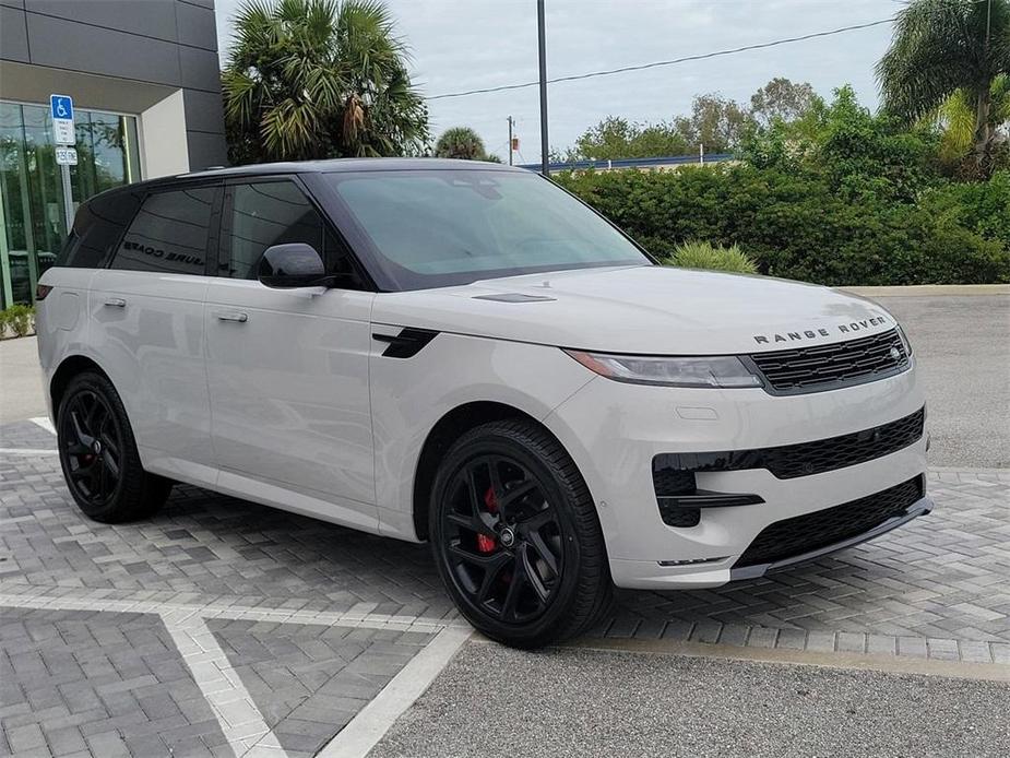 new 2025 Land Rover Range Rover Sport car, priced at $115,400