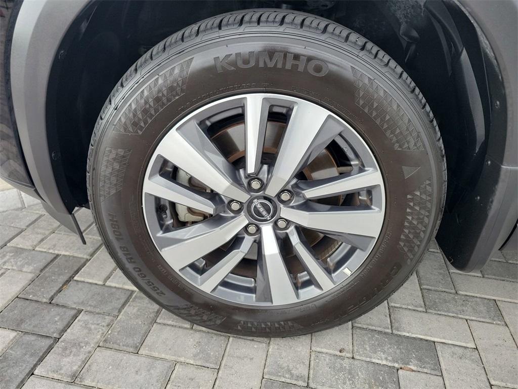 used 2024 Nissan Pathfinder car, priced at $35,597