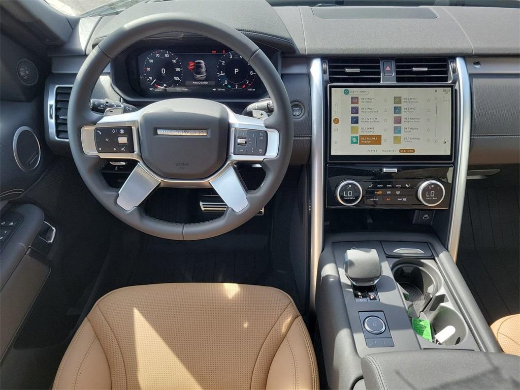 new 2025 Land Rover Discovery car, priced at $79,478