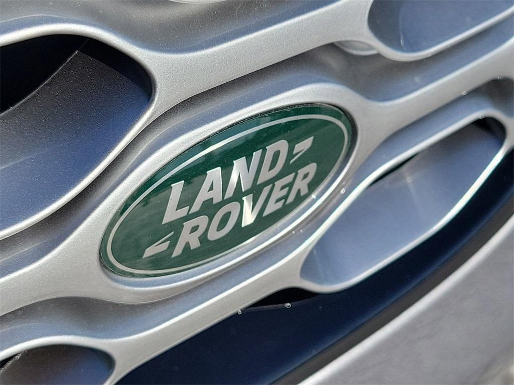 new 2025 Land Rover Discovery car, priced at $68,868