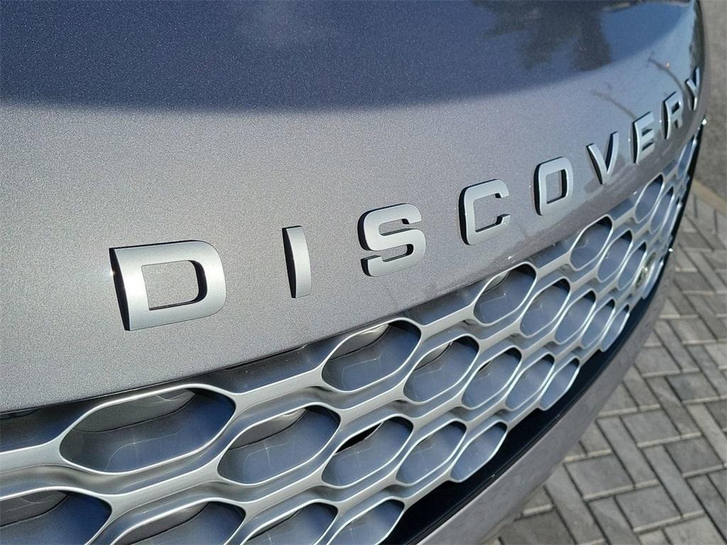 new 2025 Land Rover Discovery car, priced at $68,868