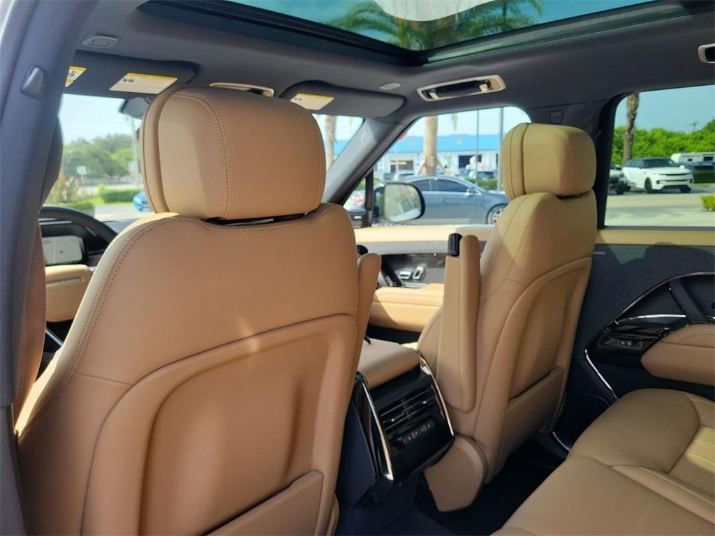 new 2025 Land Rover Range Rover Sport car, priced at $92,365