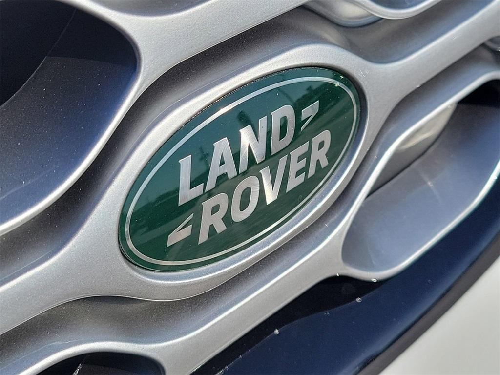 new 2025 Land Rover Discovery car, priced at $64,925