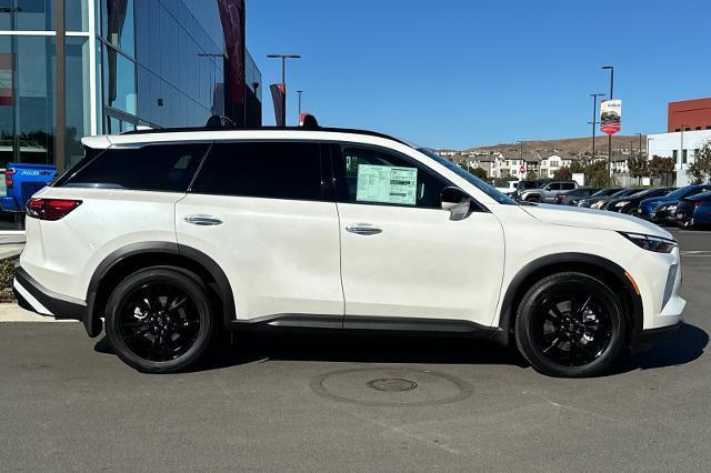 new 2025 INFINITI QX60 car, priced at $61,978