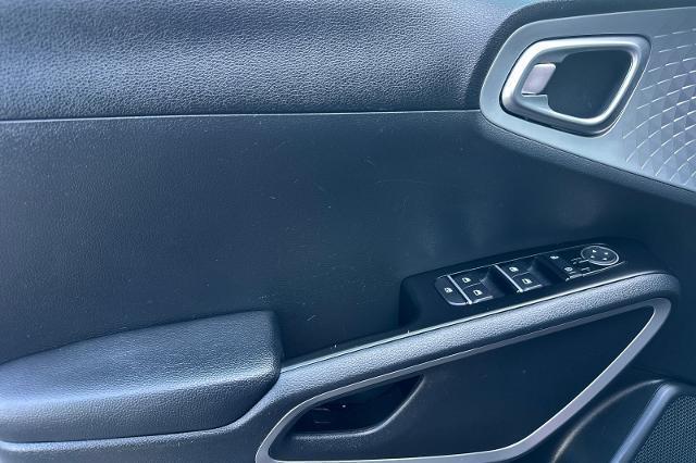 used 2023 Kia Soul car, priced at $15,718