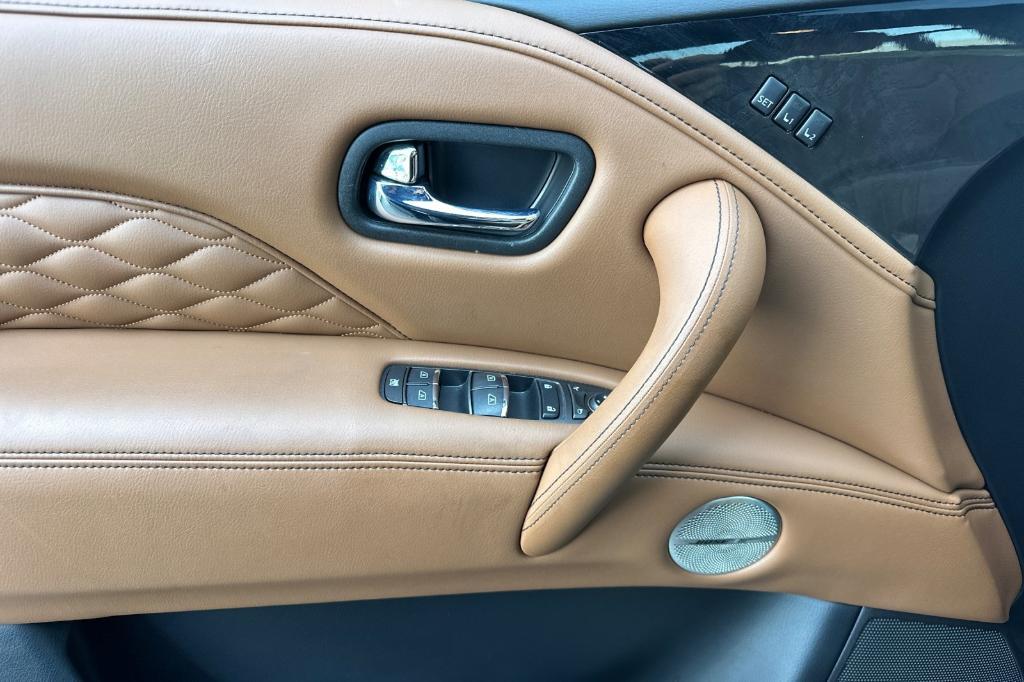 used 2024 INFINITI QX80 car, priced at $59,618