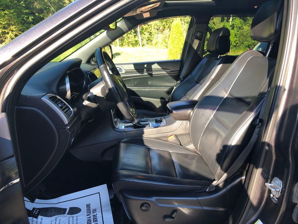 used 2021 Jeep Grand Cherokee car, priced at $24,811