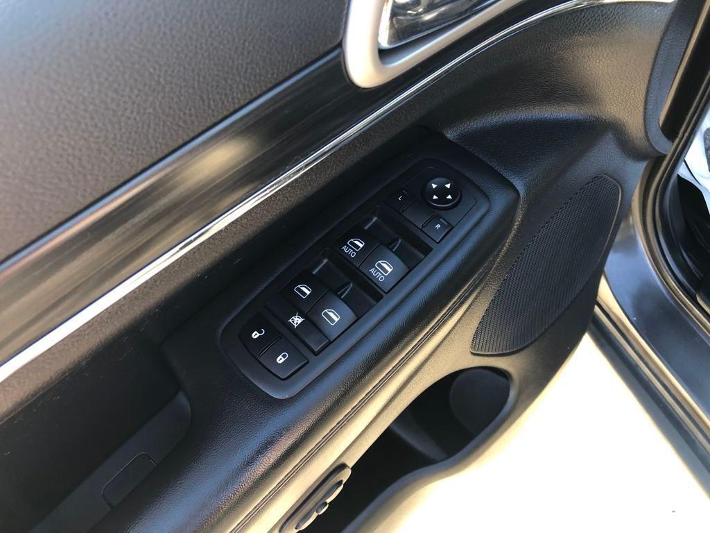 used 2021 Jeep Grand Cherokee car, priced at $24,811
