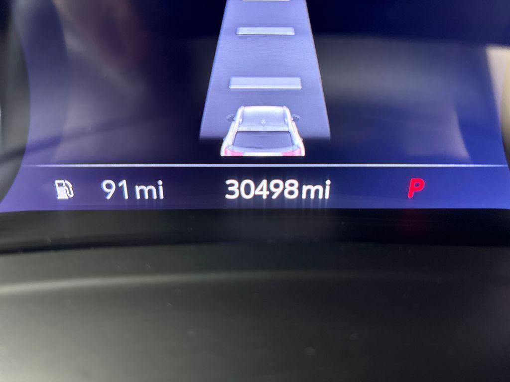 used 2023 Buick Envision car, priced at $29,900