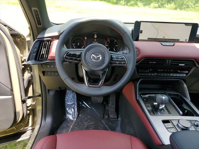 new 2025 Mazda CX-70 PHEV car, priced at $58,437