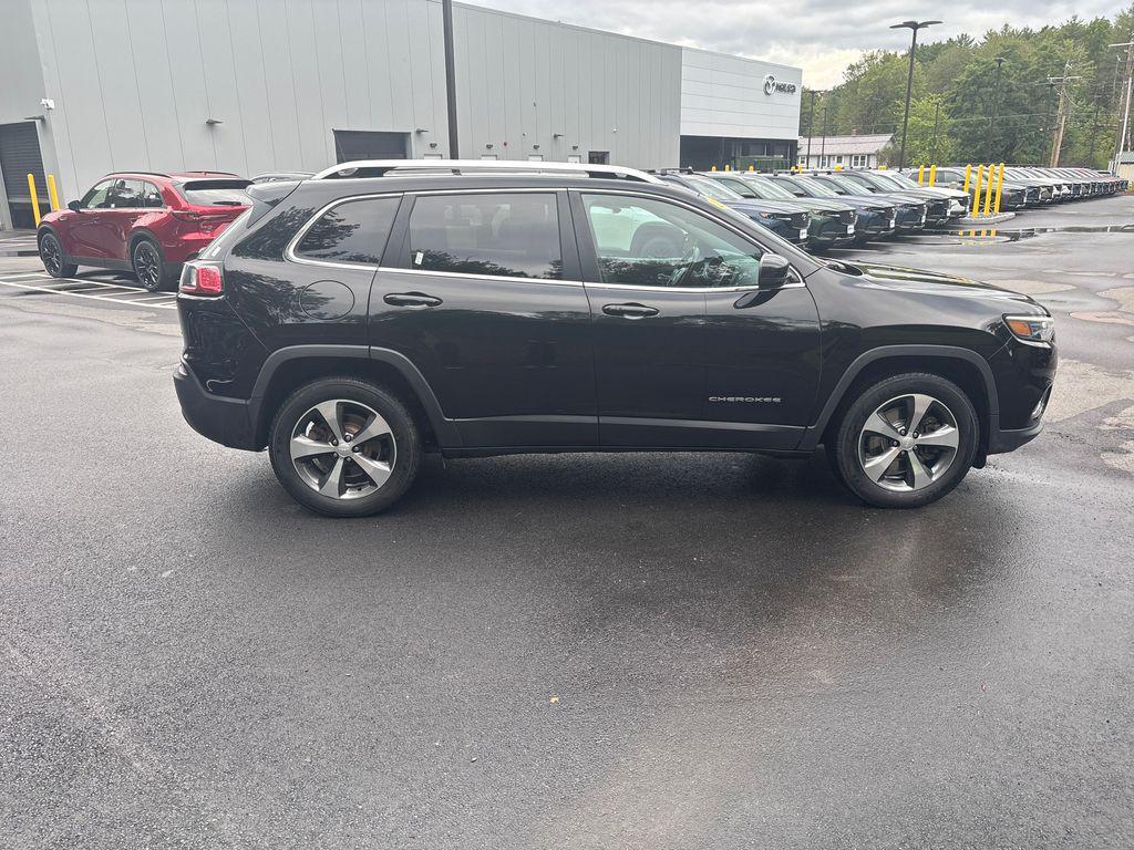 used 2019 Jeep Cherokee car, priced at $16,304