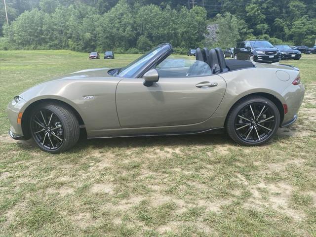 new 2024 Mazda MX-5 Miata car, priced at $37,477