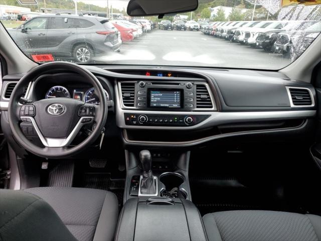 used 2019 Toyota Highlander car, priced at $21,175