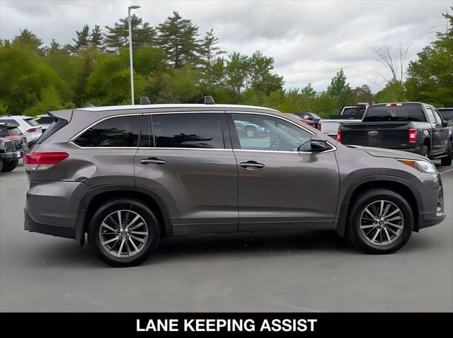 used 2018 Toyota Highlander car, priced at $22,086