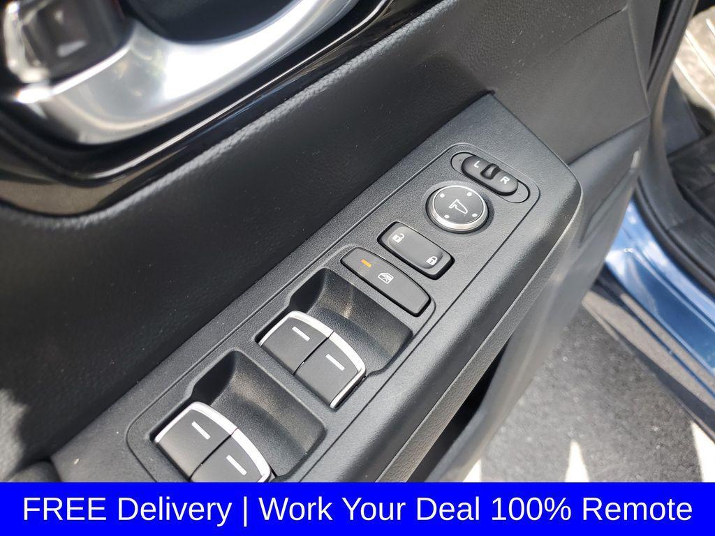 used 2023 Honda CR-V Hybrid car, priced at $32,998