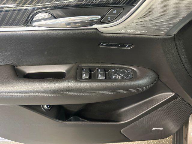 used 2023 Cadillac XT6 car