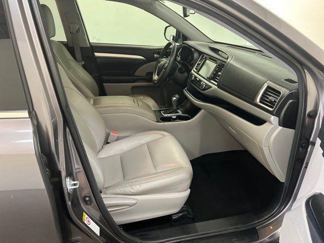 used 2016 Toyota Highlander car, priced at $18,997
