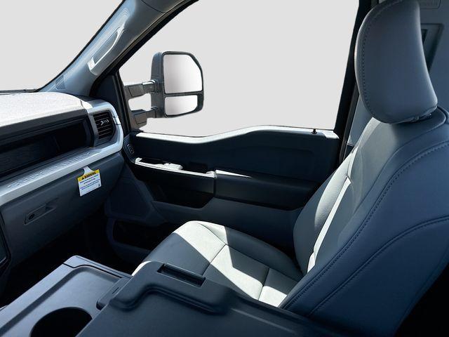 new 2025 Ford F-250 car, priced at $56,913