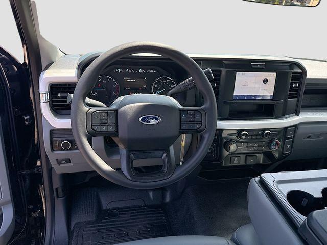 new 2025 Ford F-250 car, priced at $56,913