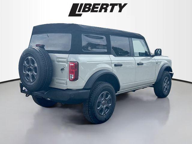 new 2025 Ford Bronco car, priced at $45,570